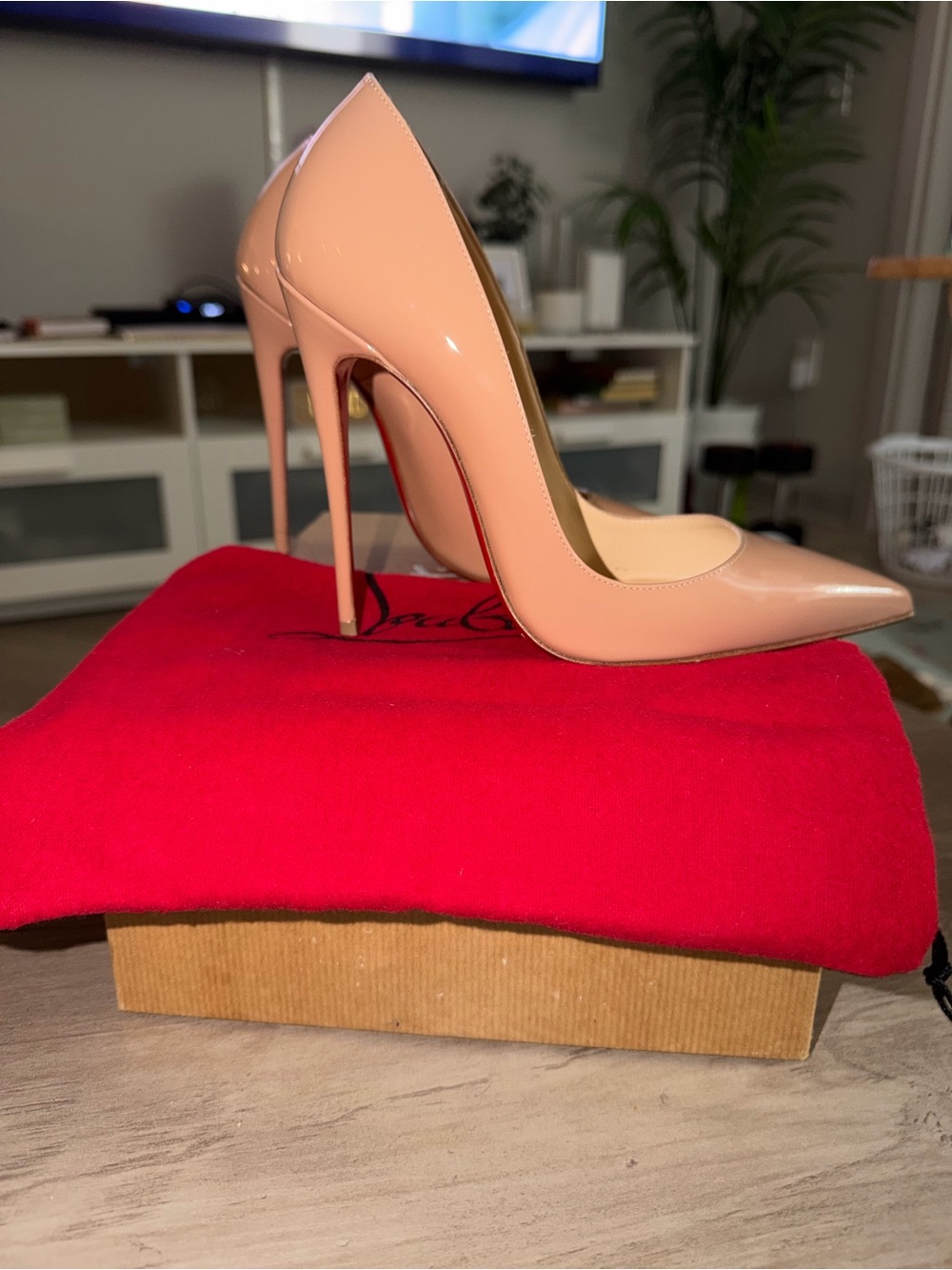 Christian Louboutin So Kate Nude Patent Leather Pointed-Toe Pumps